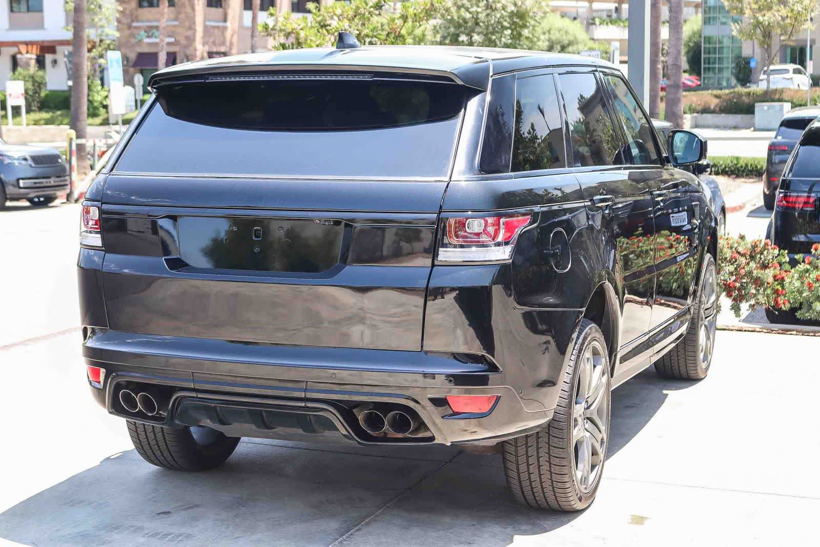 Used 2017 Land Rover Range Rover Sport SVR AWD/4WD image 6