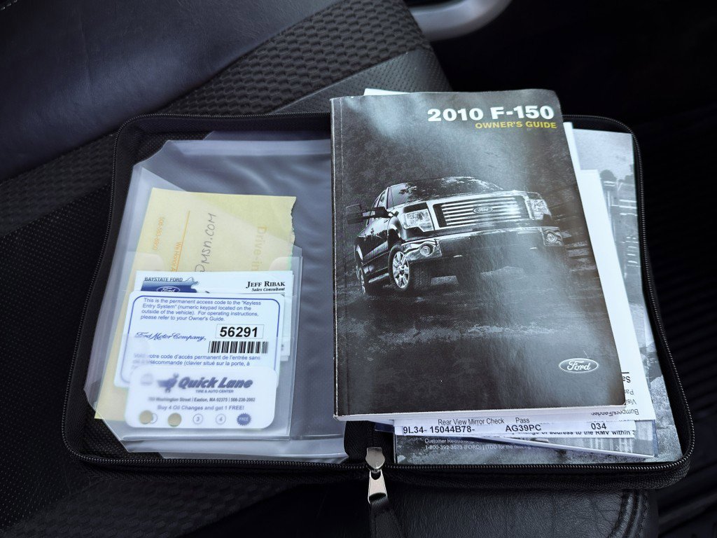 Used 2010 Ford F150 Raptor image 33