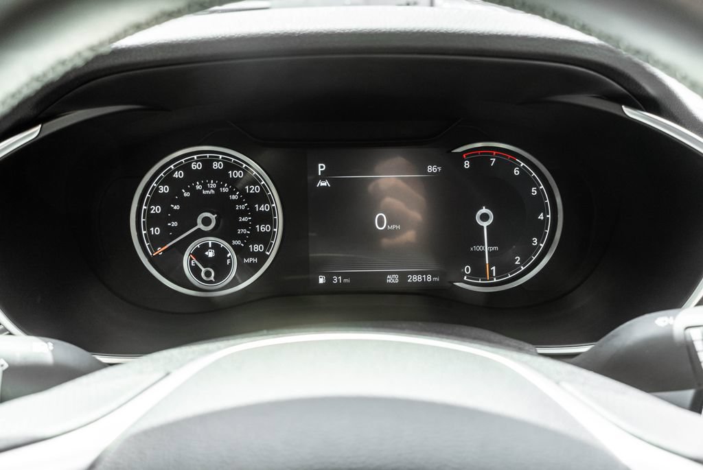 Used 2022 Genesis G70 2.0T w/ Prestige Package AWD/4WD image 15