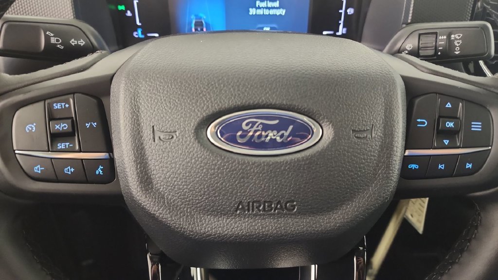 New 2026 Ford Ranger XLT w/ Black Appearance Package AWD/4WD image 13