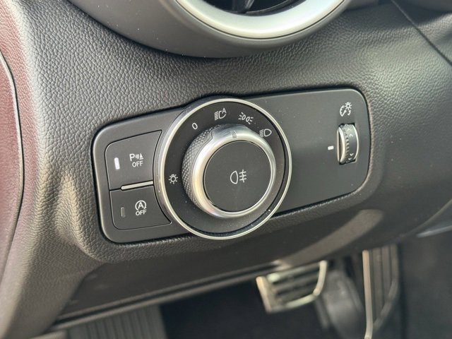 New 2025 Alfa Romeo Giulia AWD w/ Driving Assist Package image 14