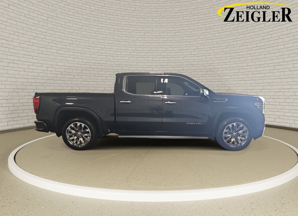 Used 2023 GMC Sierra 1500 Denali w/ Denali Reserve Package AWD/4WD image 4