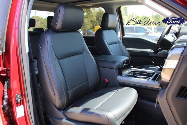 New 2026 Ford F250 Lariat w/ Black Appearance Package AWD/4WD image 7
