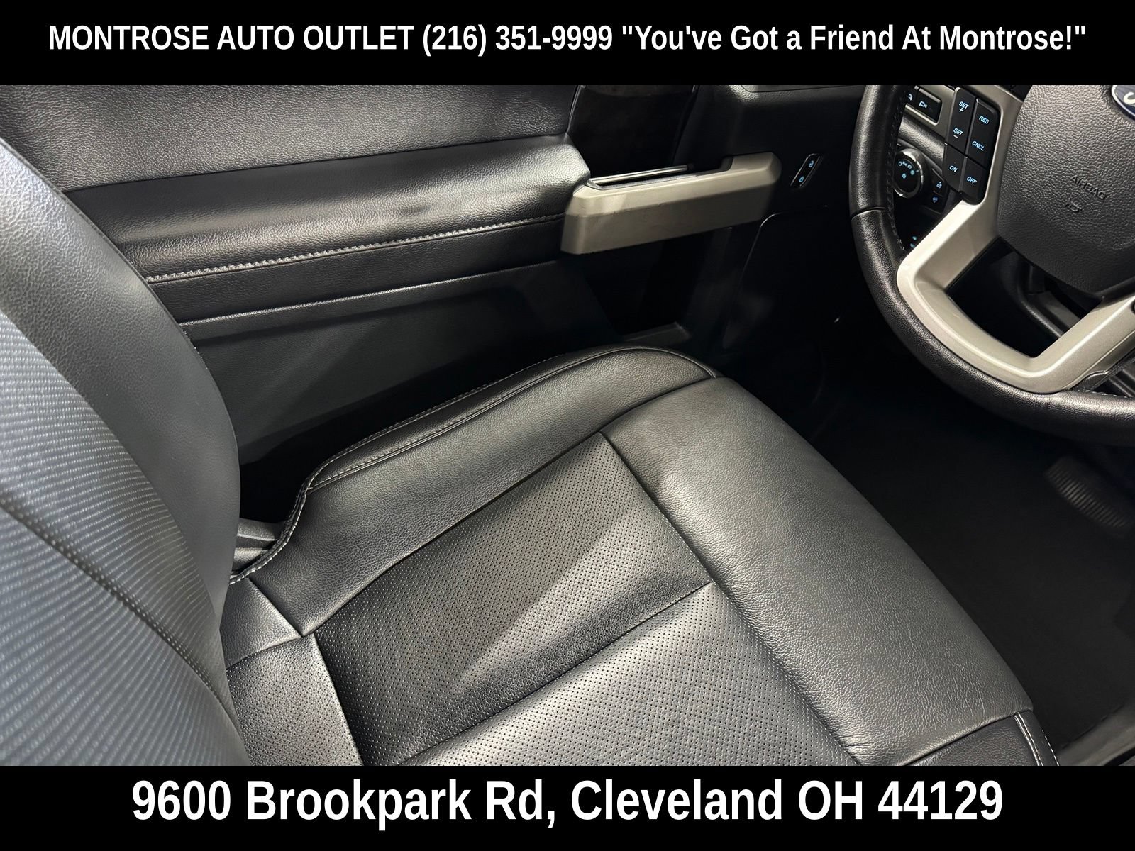 Used 2022 Ford F250 Lariat w/ Black Appearance Package AWD/4WD image 40