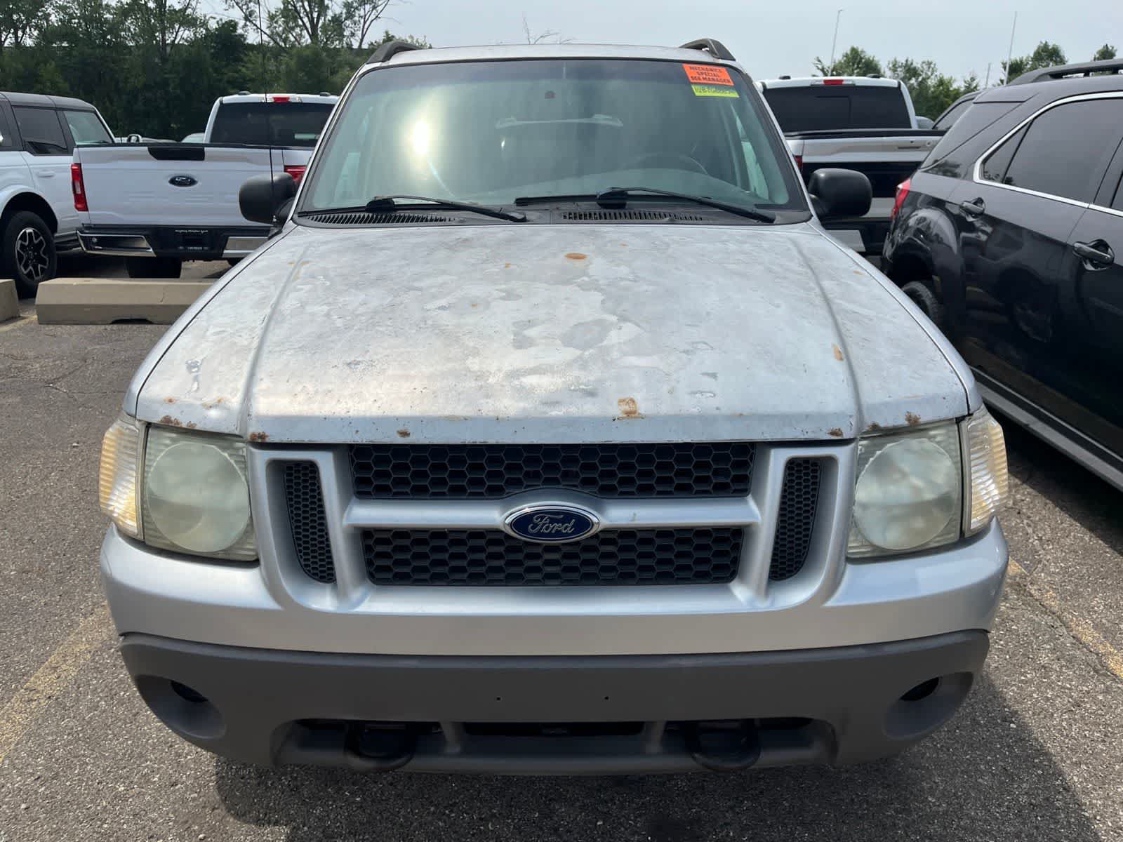 Used 2001 Ford Explorer Sport Trac 4x4 image 25