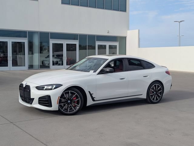 New 2026 BMW M440i w/ Premium Package RWD image 2