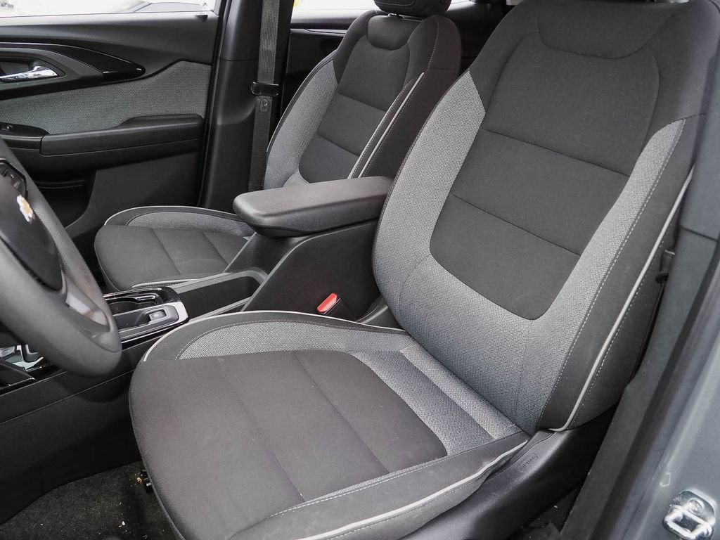 Used 2023 Chevrolet TrailBlazer LT image 7