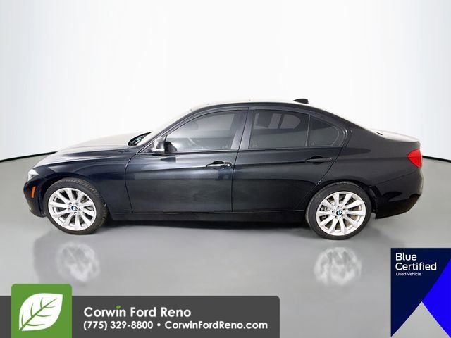 Used 2018 BMW 320i xDrive Sedan AWD/4WD image 5
