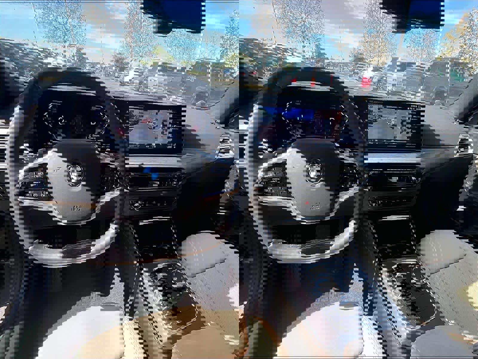 Used 2025 BMW 230i 230i w/ Premium Package image 17