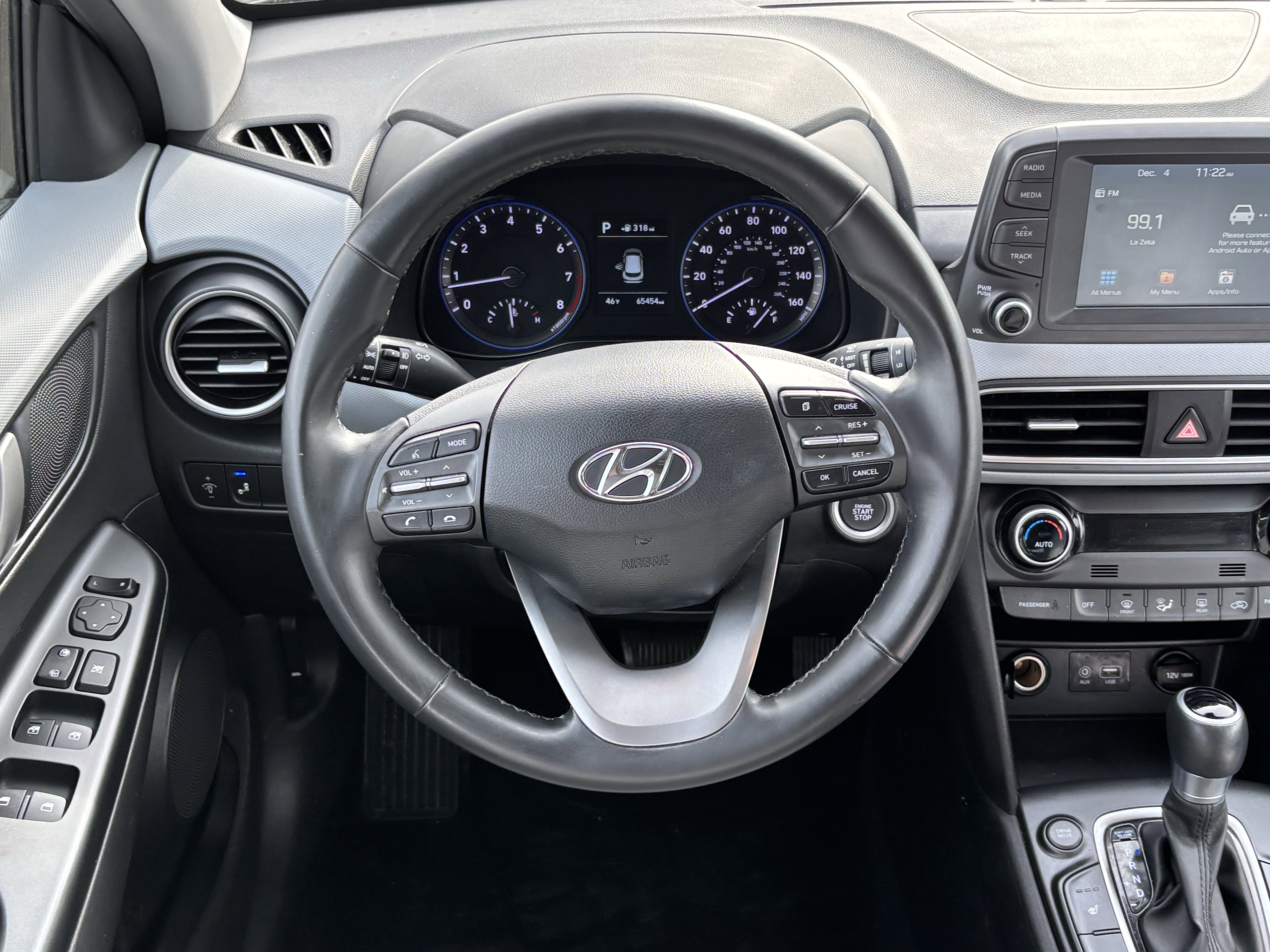 Used 2018 Hyundai Kona Limited image 18