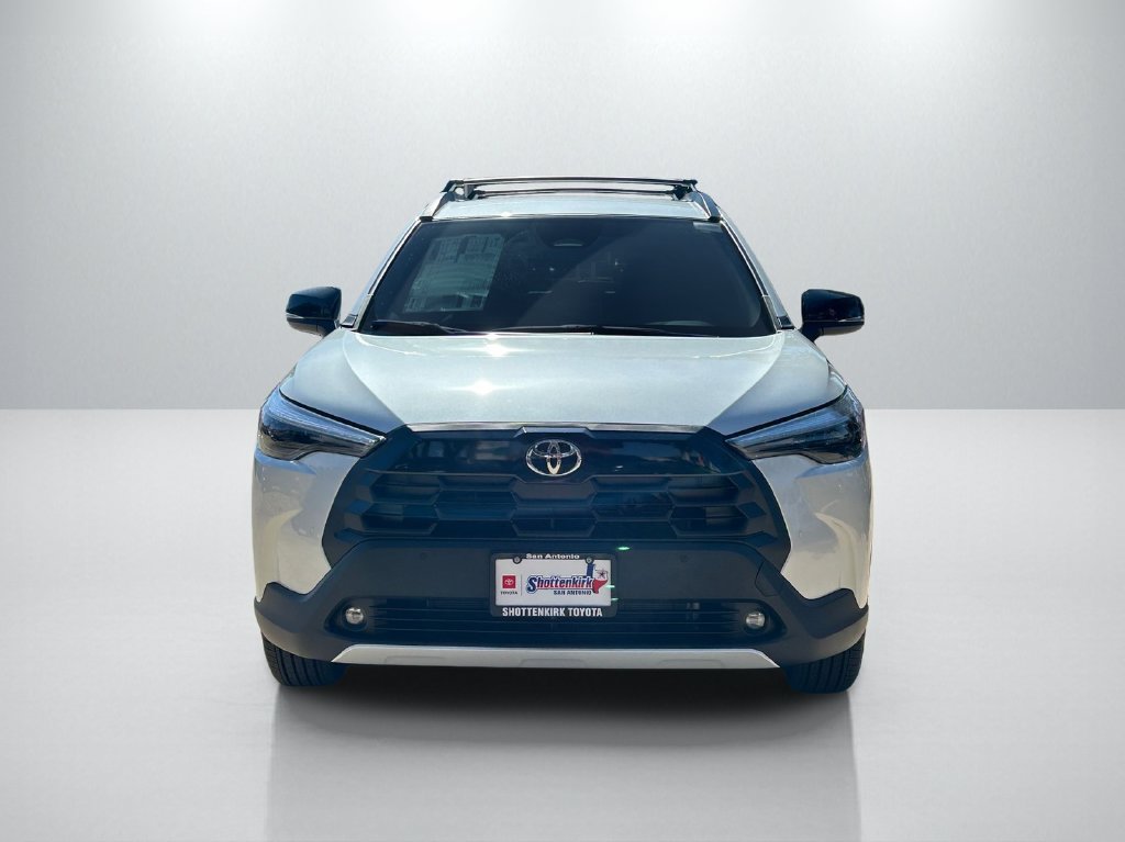 New 2026 Toyota Corolla Cross XLE FWD image 2