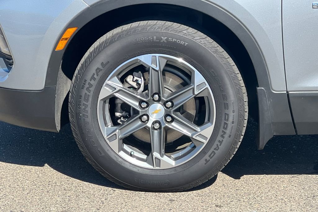 Used 2025 Chevrolet Blazer LT image 27