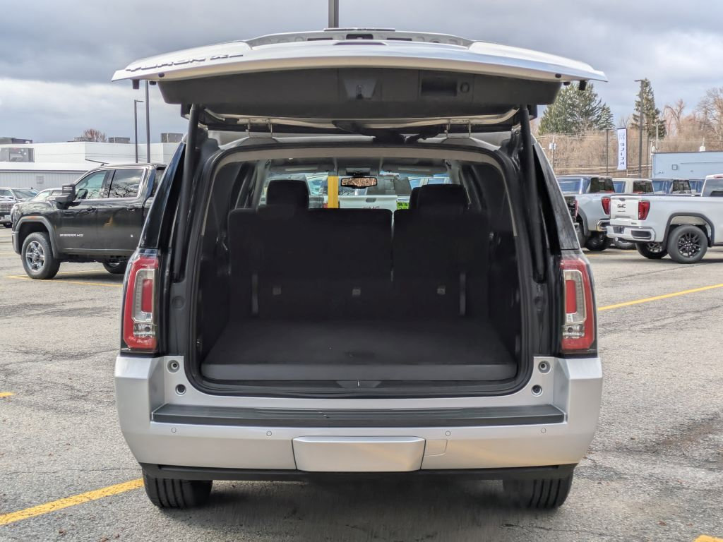 Used 2015 GMC Yukon XL SLE w/ Convenience Package image 32