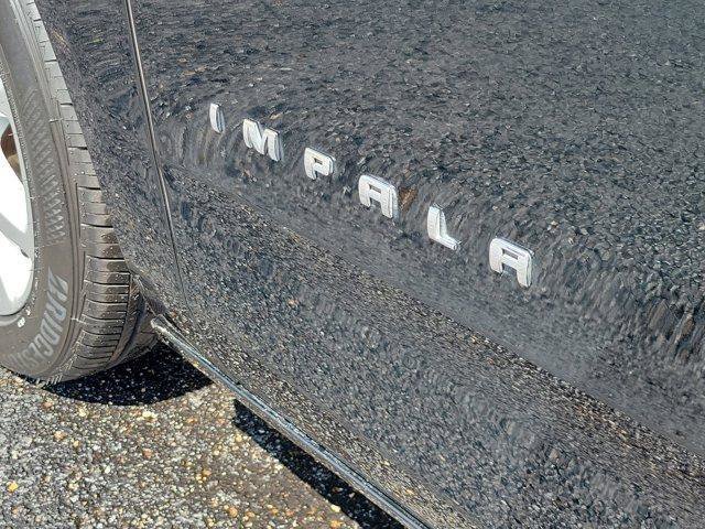 Used 2018 Chevrolet Impala LT w/ LT Convenience Package FWD image 7