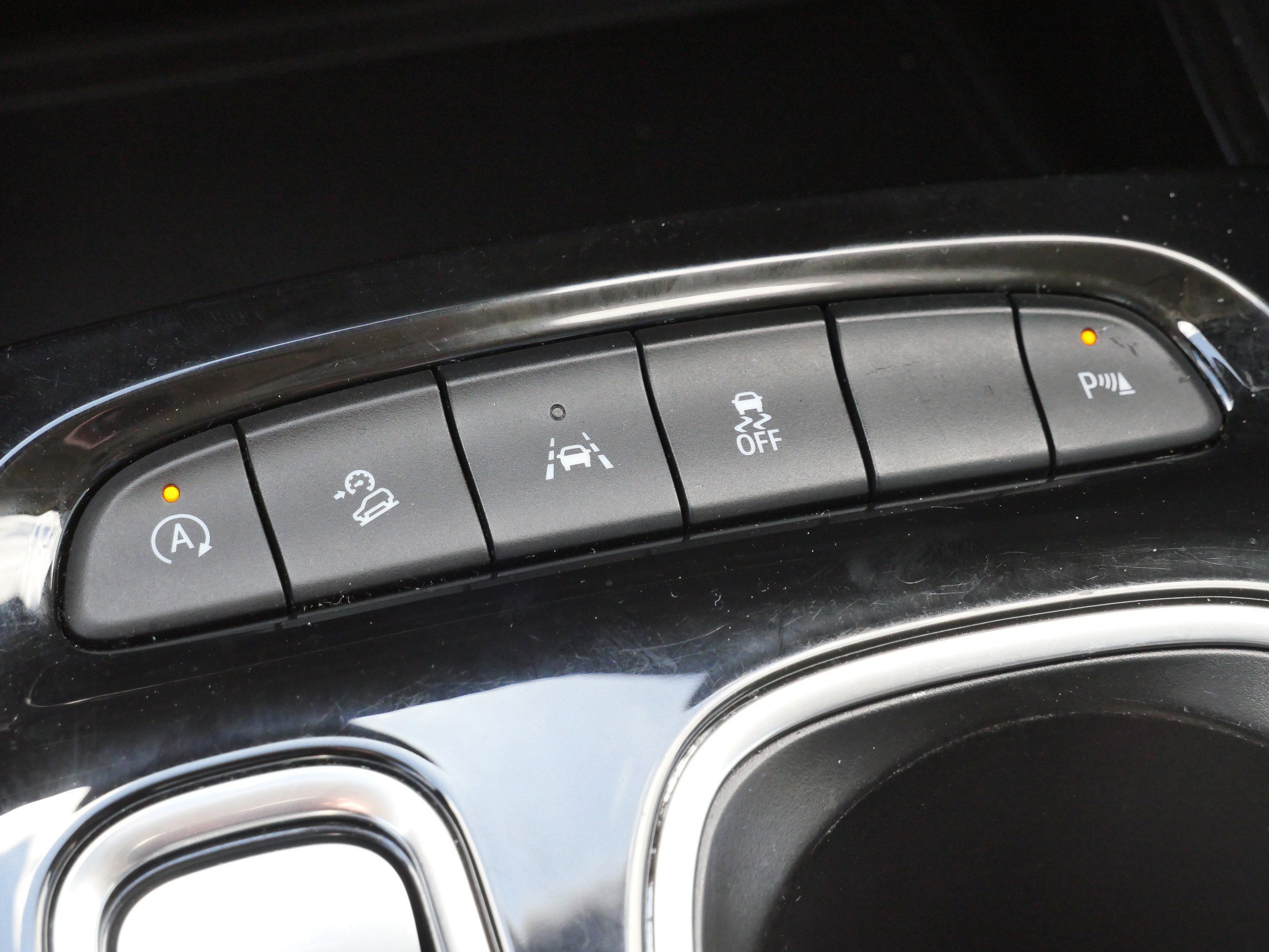 Used 2023 Buick Envision Essence w/ Sport Touring Package AWD/4WD image 28