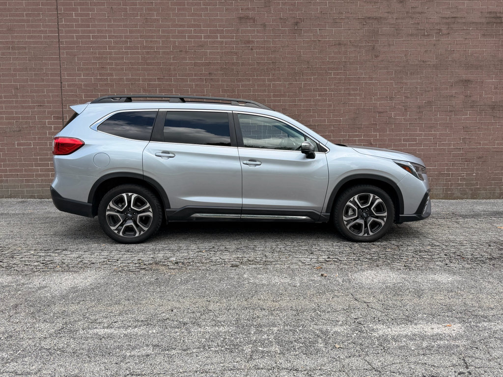 Used 2023 Subaru Ascent Limited w/ Technology Package AWD/4WD image 6