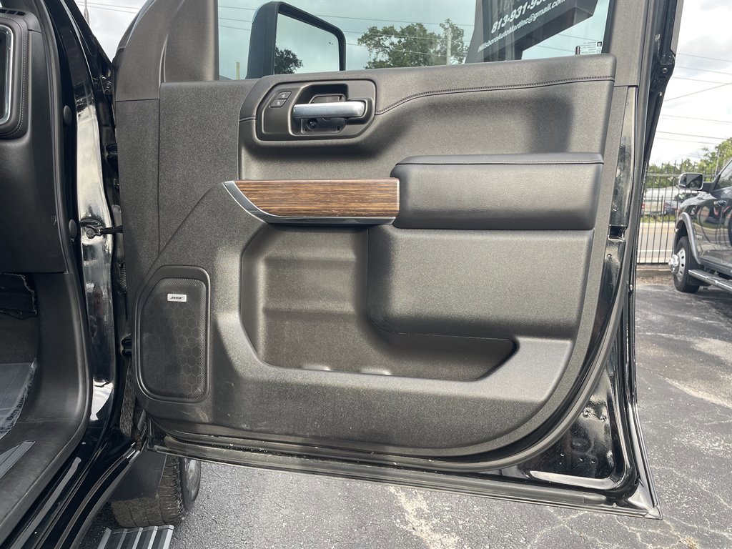 Used 2022 Chevrolet Silverado 3500 High Country w/ Safety Package II image 39