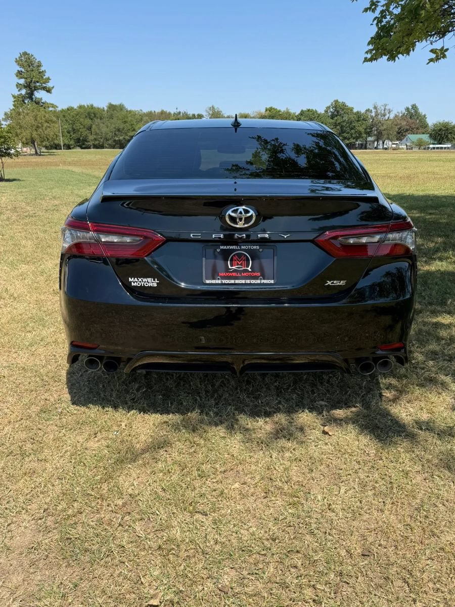 Used 2023 Toyota Camry XSE FWD image 6