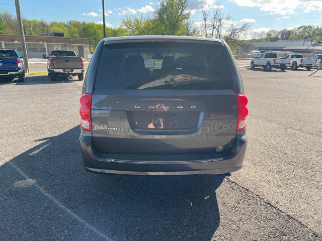 Used 2019 Dodge Grand Caravan SE w/ UConnect Hands-Free Group FWD image 5