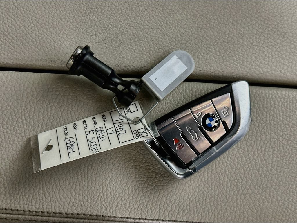 Used 2017 BMW 530i w/ Premium Package RWD image 36