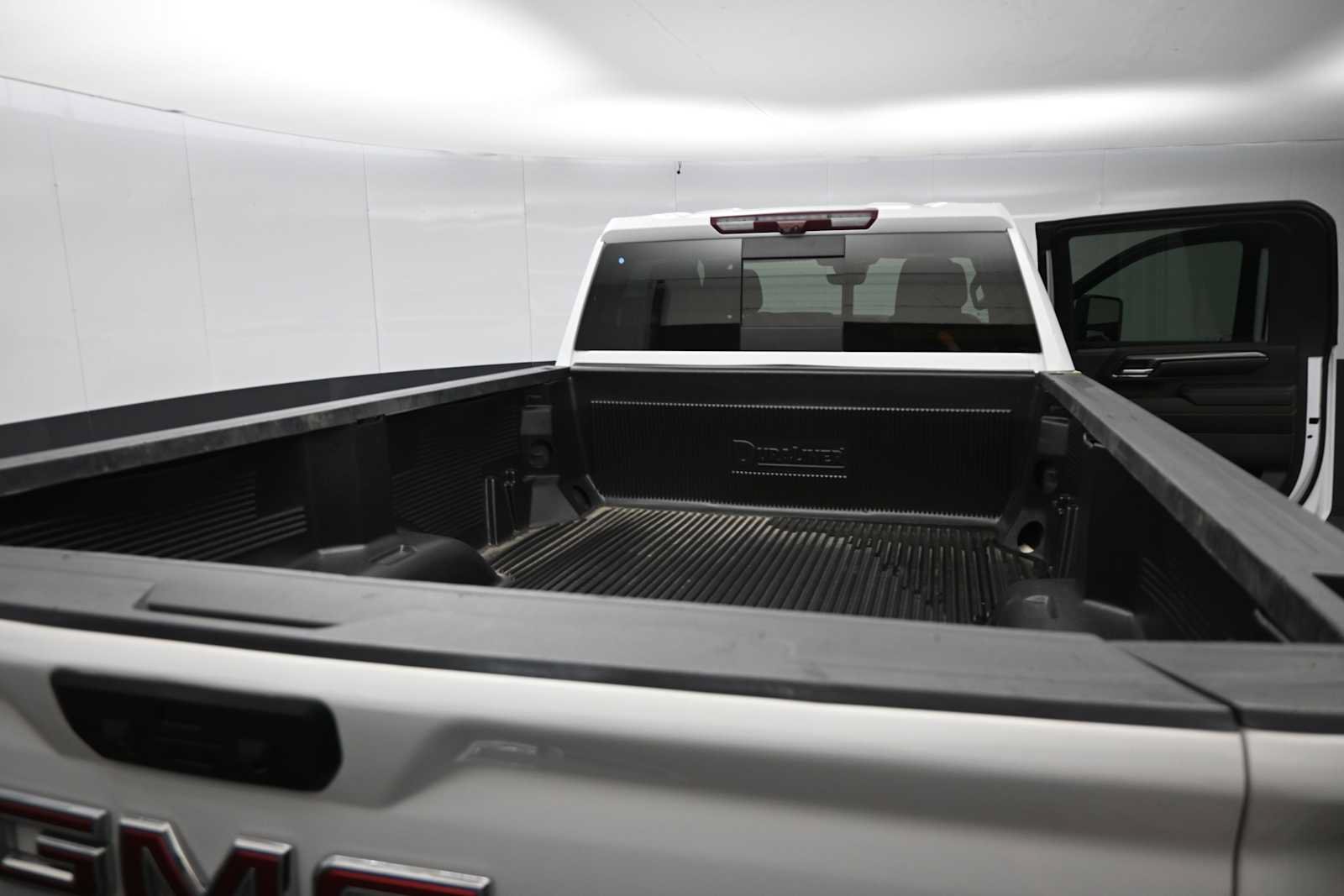 Used 2024 GMC Sierra 2500 AT4 w/ AT4 Premium Plus Package AWD/4WD image 38
