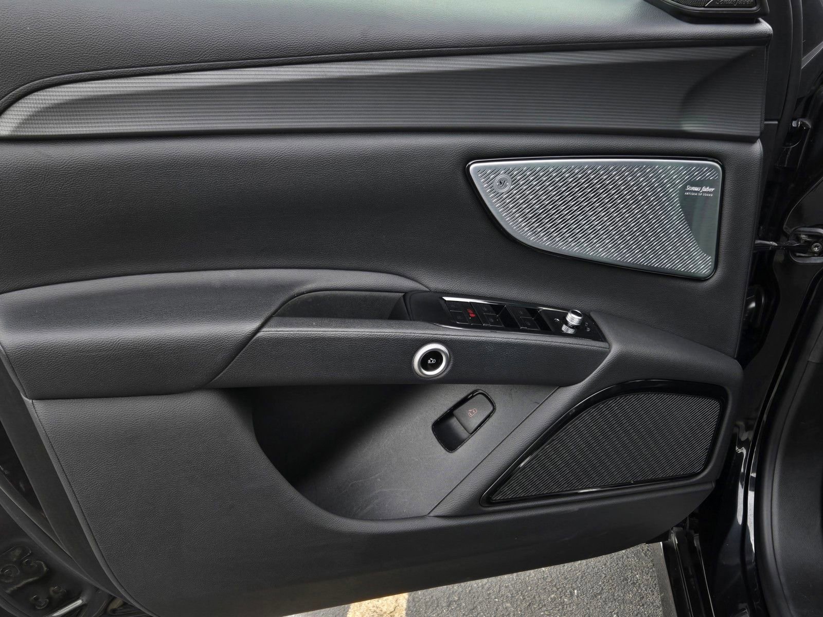 Used 2024 Maserati Grecale GT image 8