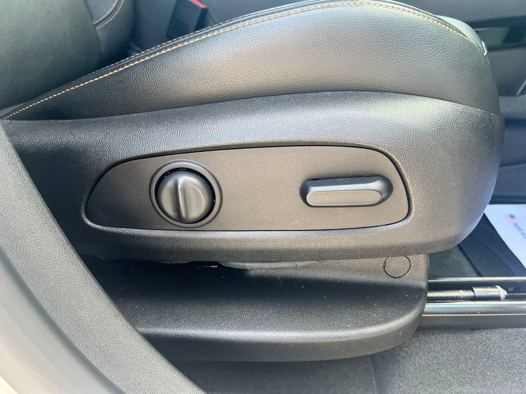 Used 2019 GMC Terrain SLT w/ Preferred Package AWD/4WD image 40