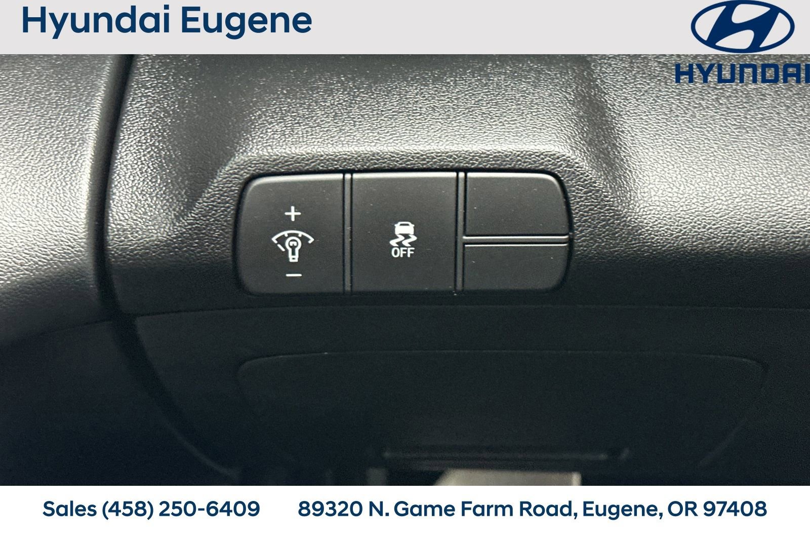 Used 2025 Hyundai Elantra Sport w/ Cargo Package image 33