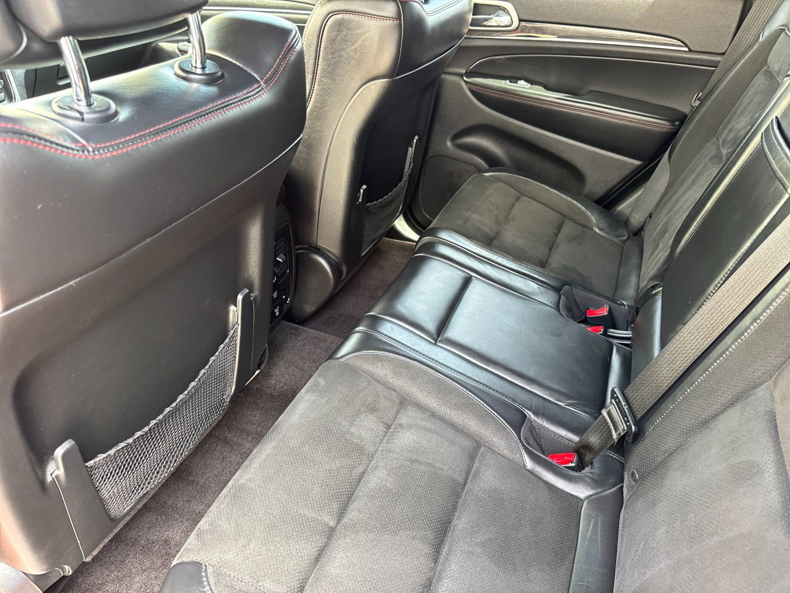 Used 2018 Jeep Grand Cherokee Trailhawk AWD/4WD image 14