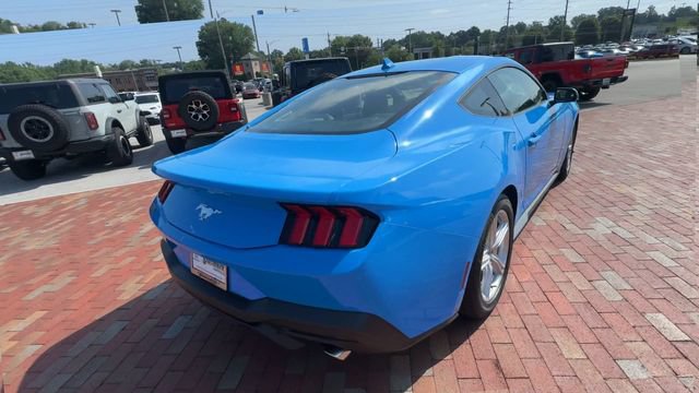 Used 2026 Ford Mustang Premium RWD image 2