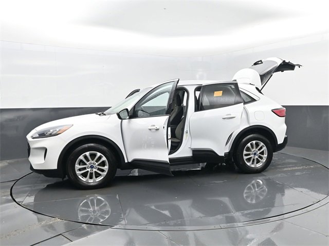Used 2022 Ford Escape SE w/ Cold Weather Package image 29