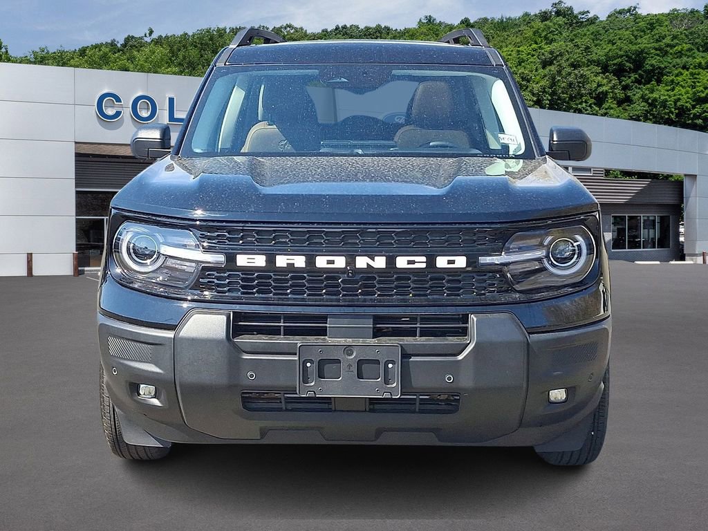 Certified 2025 Ford Bronco Sport Outer Banks w/ Outer Banks Tech Package+ AWD/4WD image 2