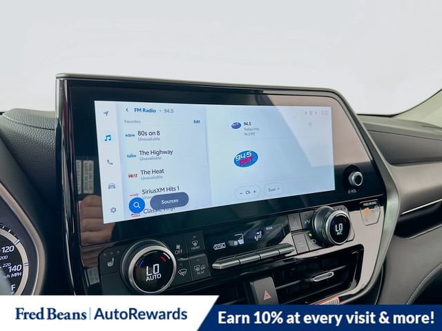 New 2026 Toyota Highlander XLE image 18