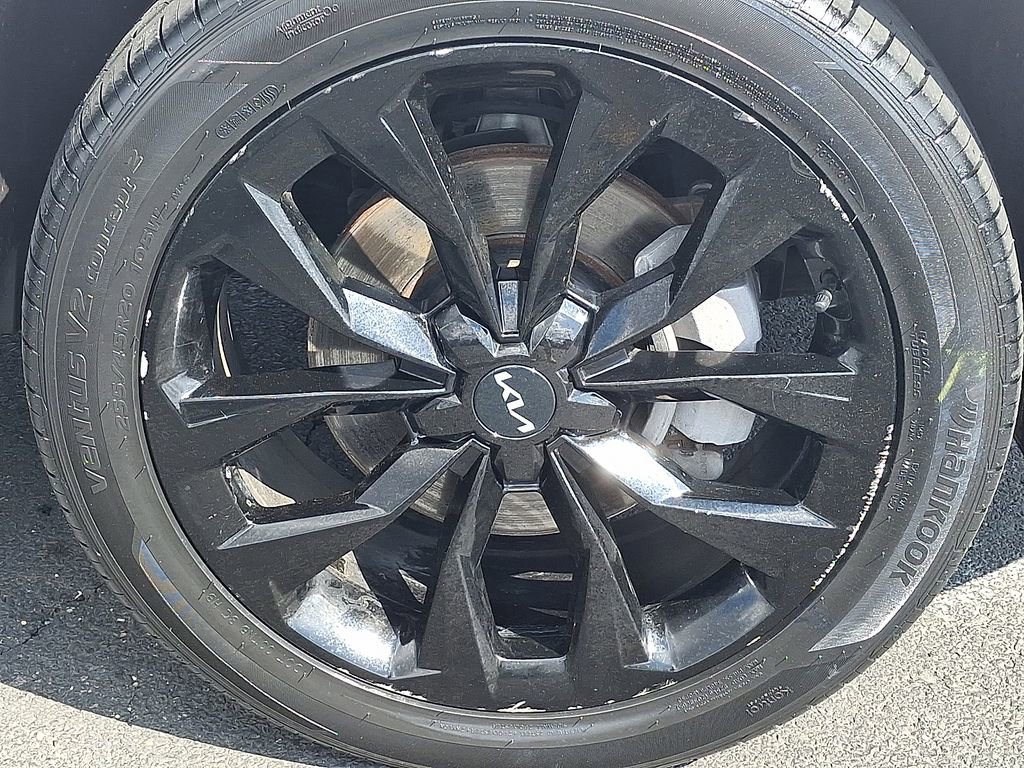 Certified 2023 Kia Sorento SX image 8