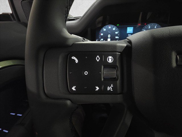 New 2026 Land Rover Defender 130 X-Dynamic SE AWD/4WD image 18