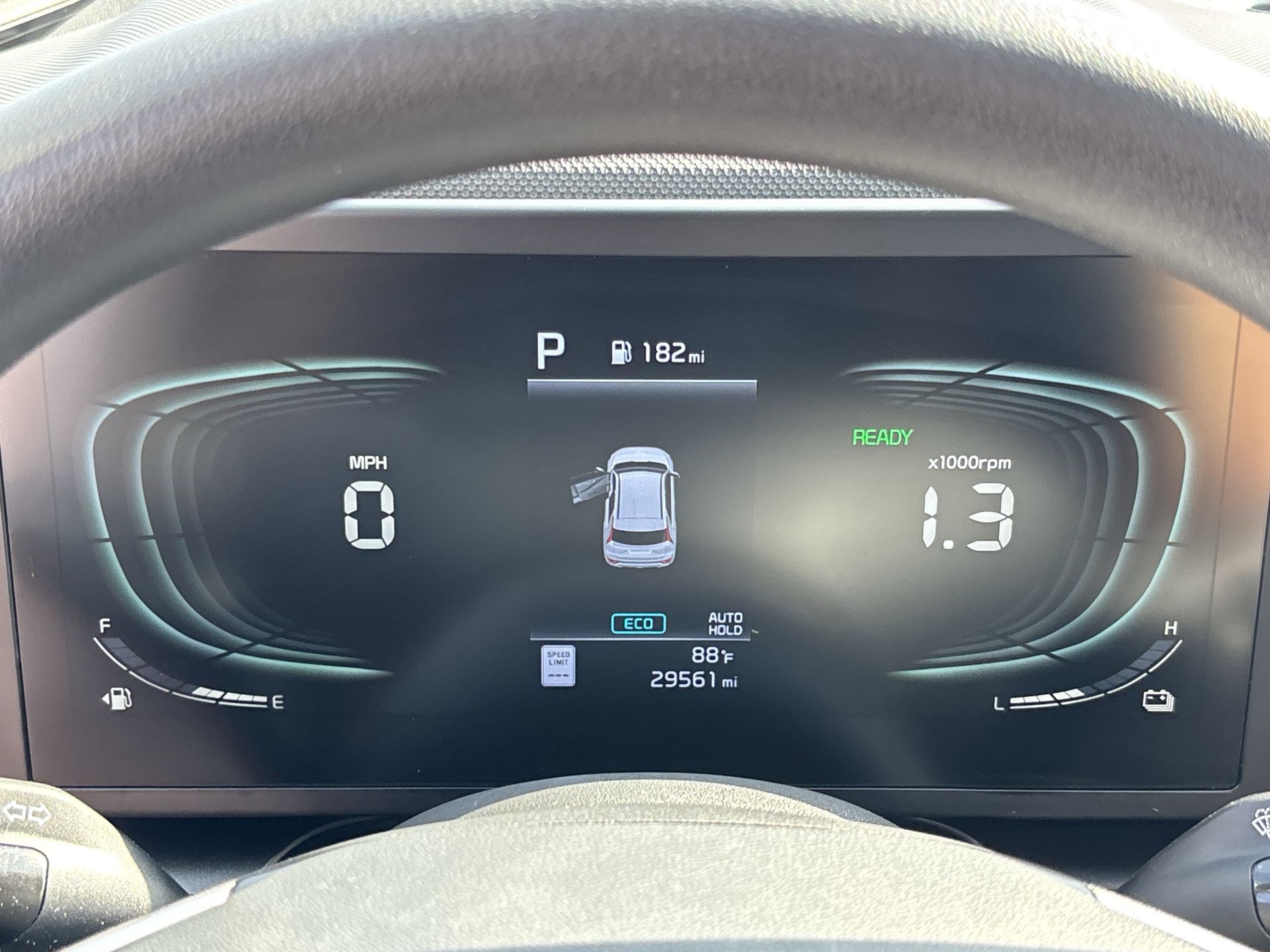 Used 2024 Kia Niro LX FWD image 10