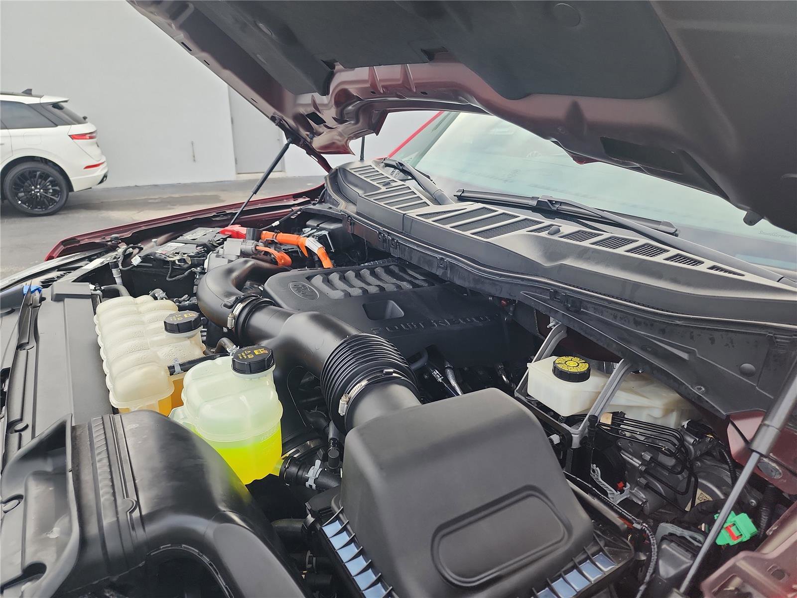 Certified 2022 Ford F150 Platinum w/ Max Trailer Tow Package image 16