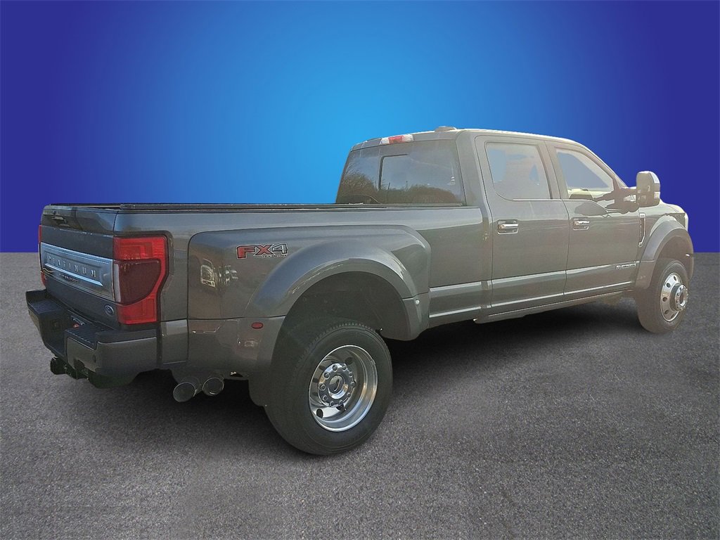 Used 2022 Ford F450 Platinum w/ FX4 Off-Road Package image 4