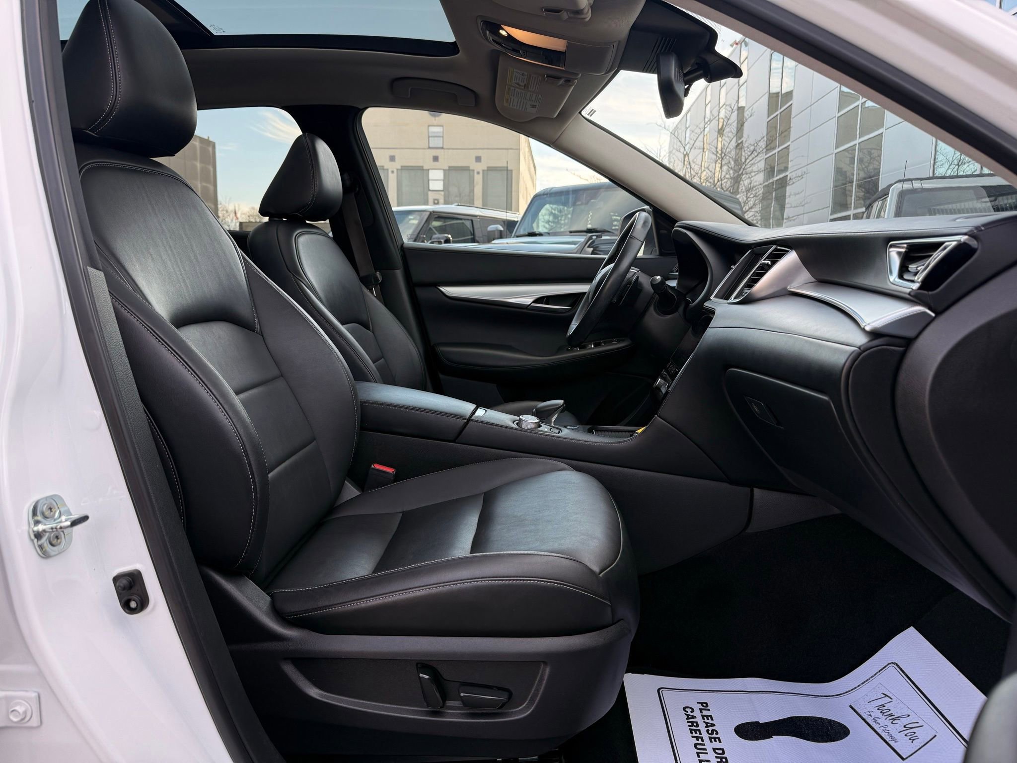 Used 2021 INFINITI QX50 Luxe image 14