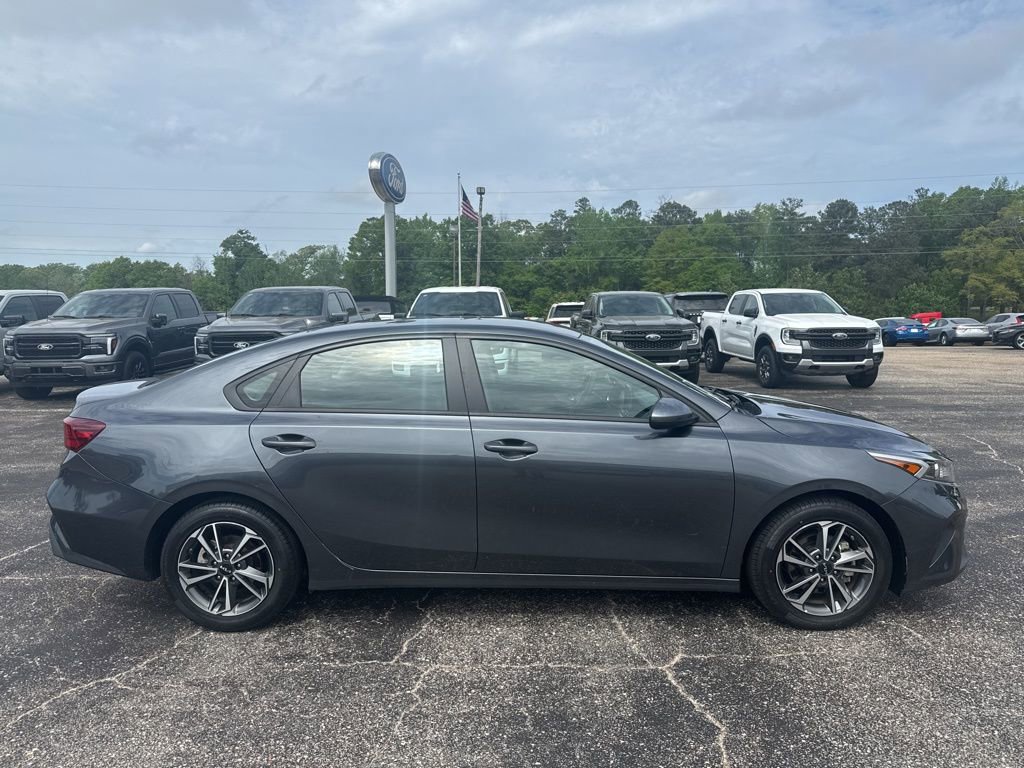 Used 2023 Kia Forte LXS FWD image 22