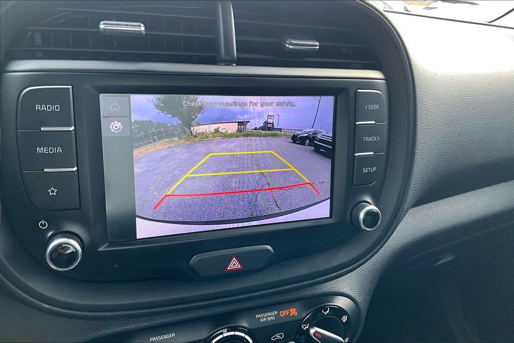 Used 2023 Kia Soul FWD image 14