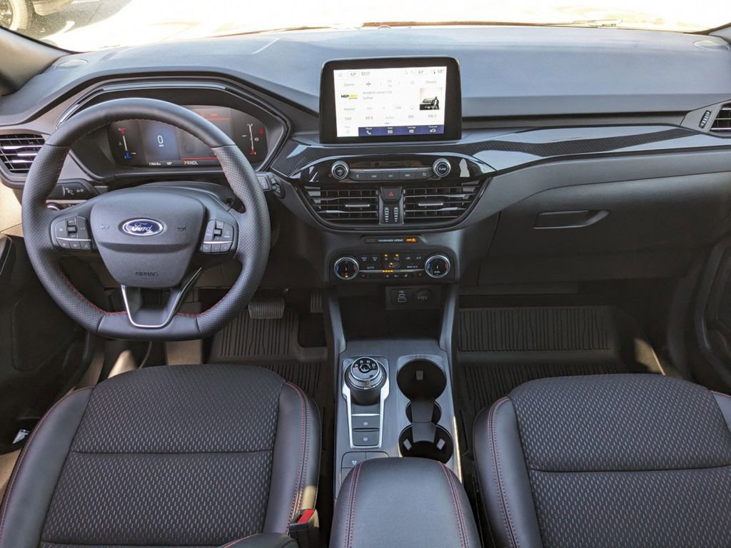New 2025 Ford Escape ST-Line w/ Equipment Group 301A image 18
