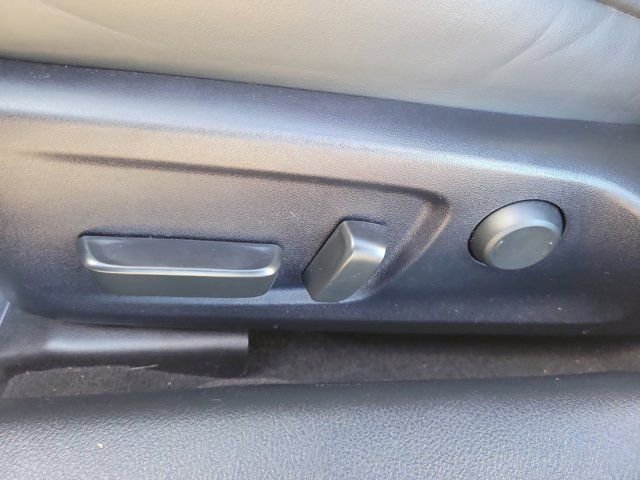 Used 2023 Lexus IS 350 F Sport image 12