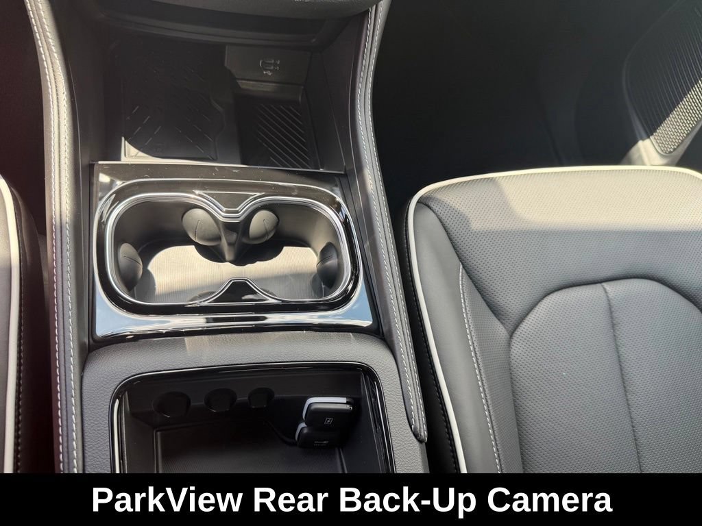 New 2027 Chrysler Pacifica Limited FWD image 18