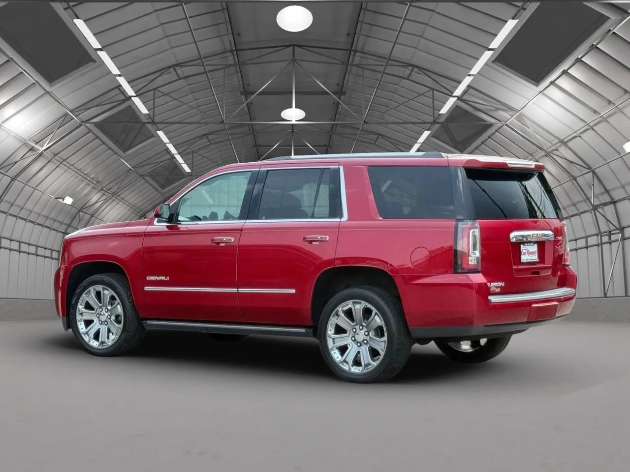 Used 2015 GMC Yukon Denali w/ Premium Package AWD/4WD image 5