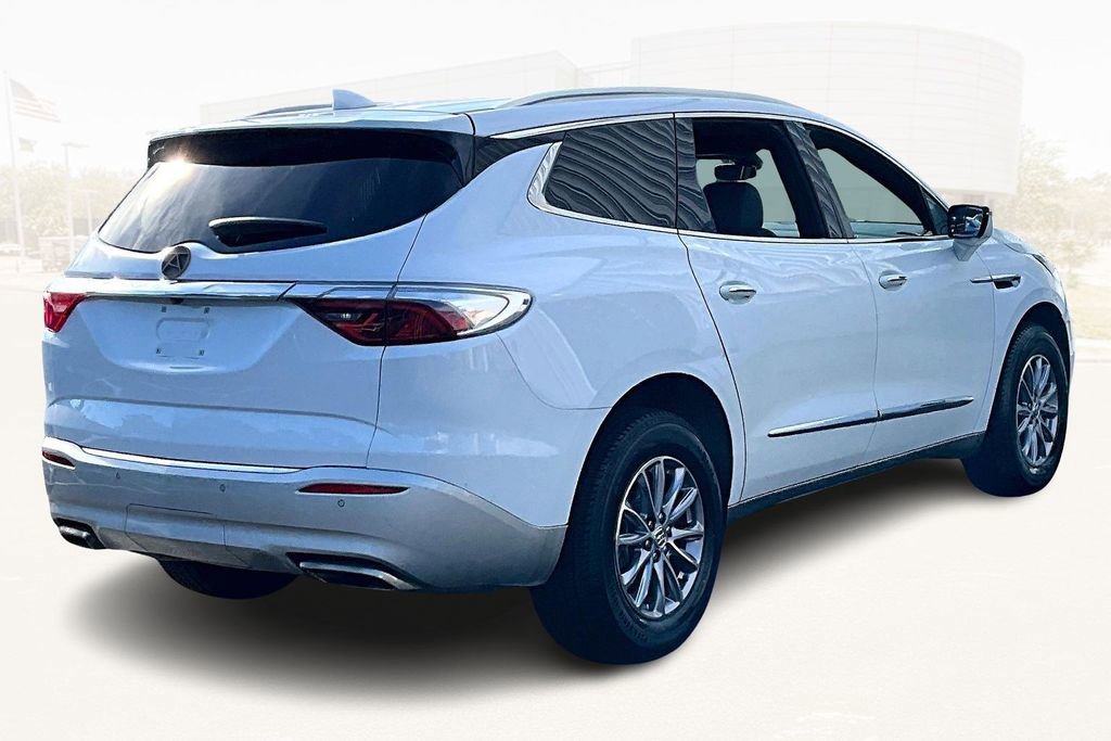 Used 2023 Buick Enclave Essence FWD image 6