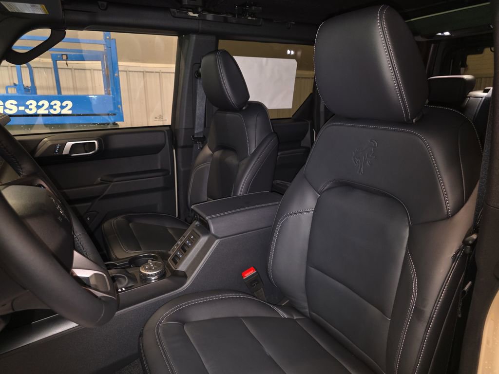 New 2026 Ford Bronco Outer Banks image 19