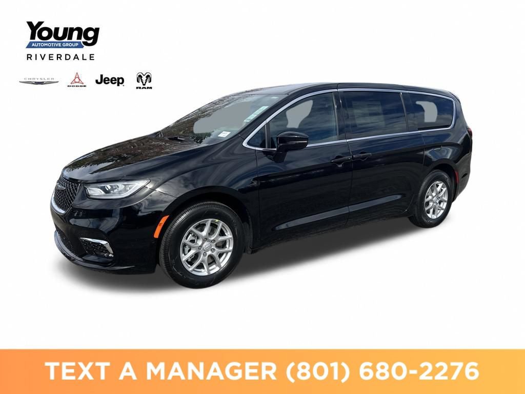 New 2026 Chrysler Pacifica Select FWD image 1