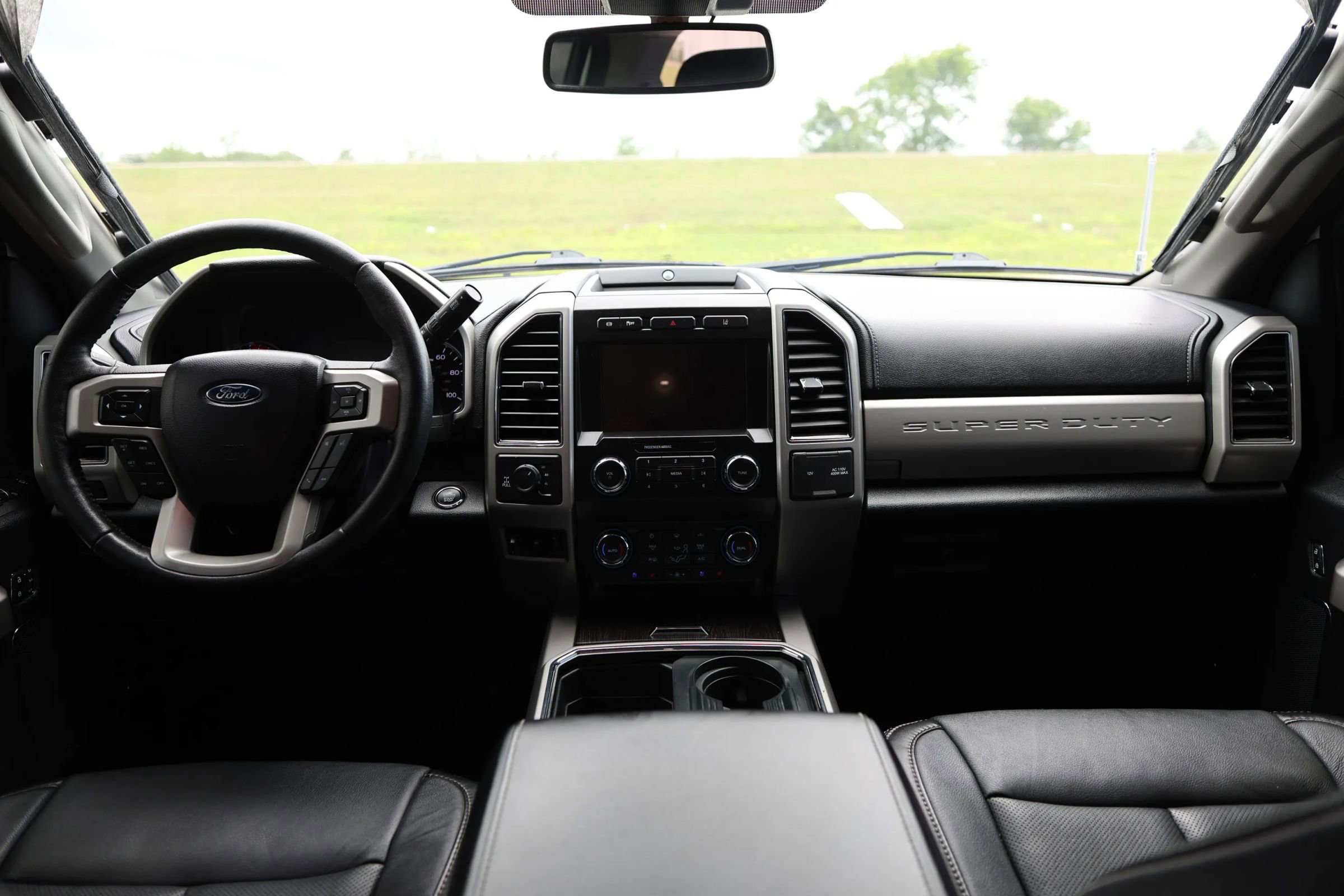 Used 2020 Ford F250 Lariat w/ Lariat Ultimate Package AWD/4WD image 37