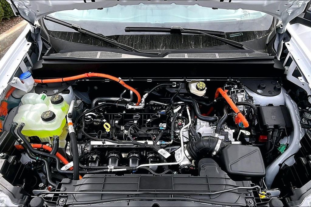 New 2025 Ford Maverick XL w/ Equipment Group 101A image 11